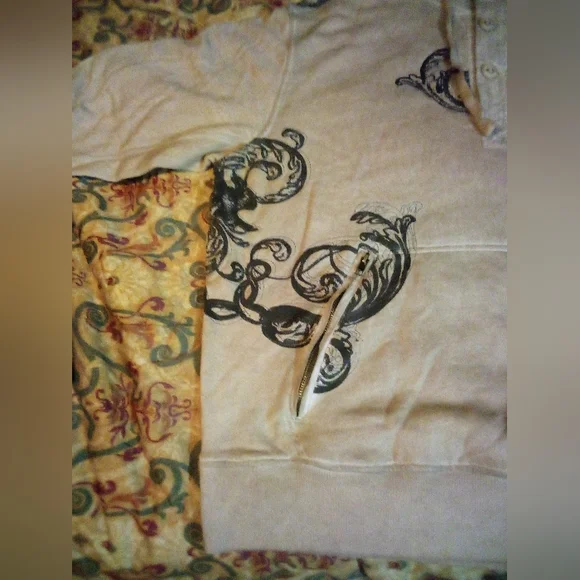 Artful Dodger Ancient Rustic Gothic Graphic Design Spray Hoodie Men's XL Wheat - Picture 6 of 16